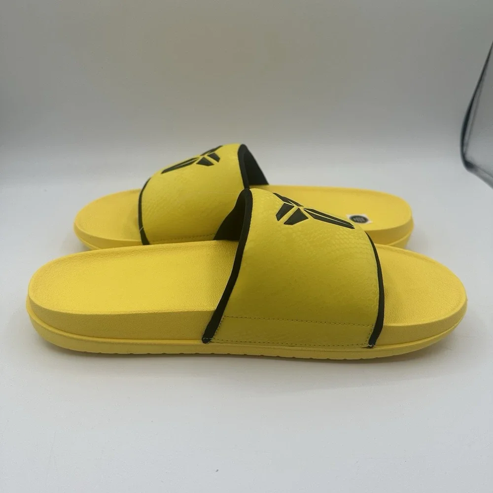 Nike Kobe Offcourt‎ Slide Mens 11 Lightning Yellow/Black Sandals IF2870-700